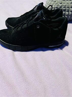 Nike Black Men’s Low-Top Sneakers